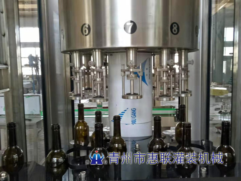 白酒定量式灌裝機(jī)